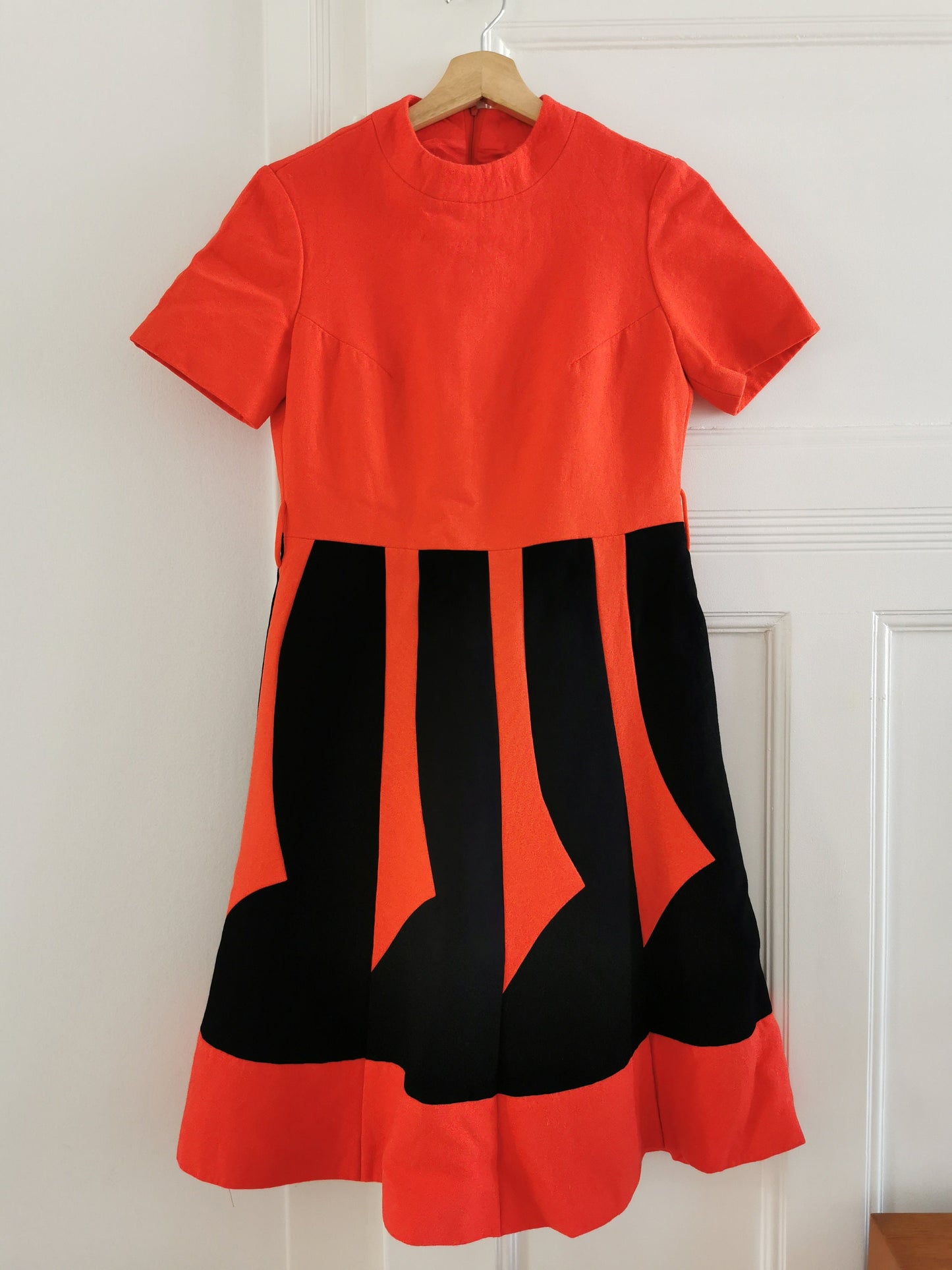 1960's vintage dress, wool, size xs-s | US 2-4 | UK 6-8 | EU 34-36