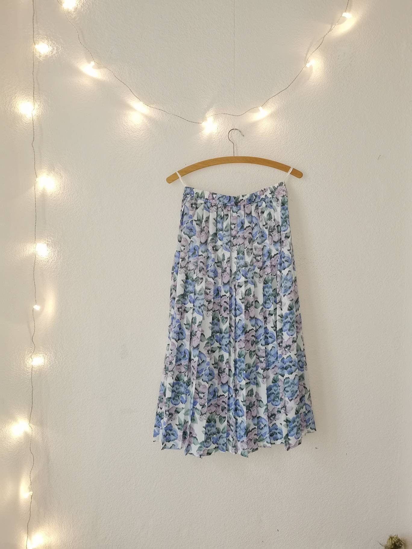 Vintage skirt, 1980's pleaded skirt with flowers