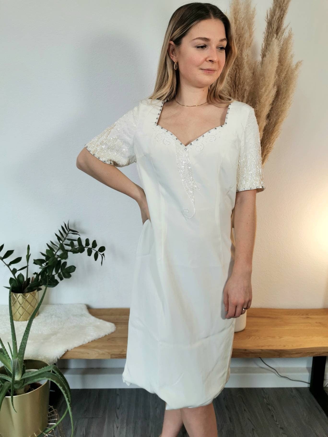 Vintage dress, 1980's beaded pearl midi dress, beaded dress, white dress, dress with pearls, vintage wedding dress M | US 10 | UK 12 | EU 38