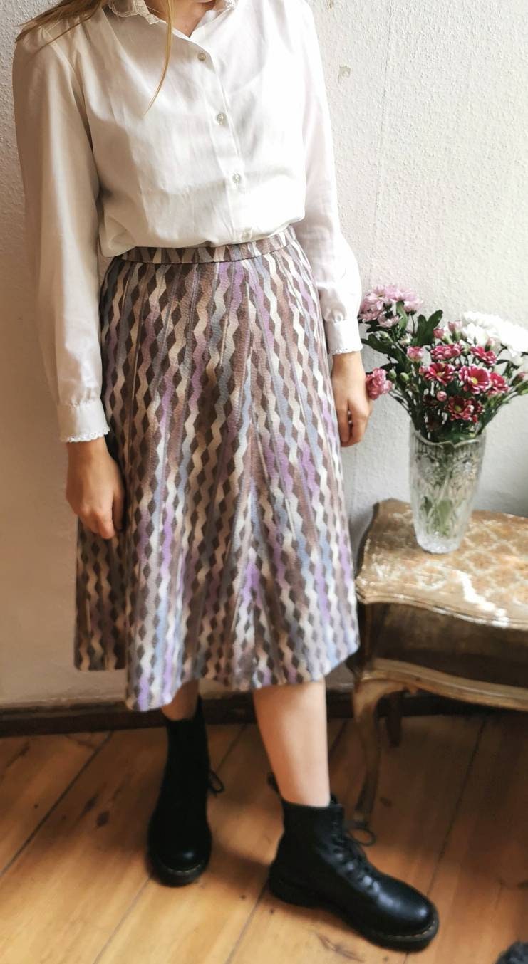 Vintage skirt 1980's wool geometric design purple Size S | US 4 | UK 8 | EU 36